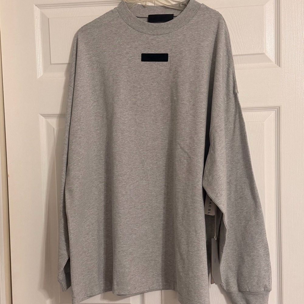 Essentials Fear of God Light Gray Long Sleeve Tee